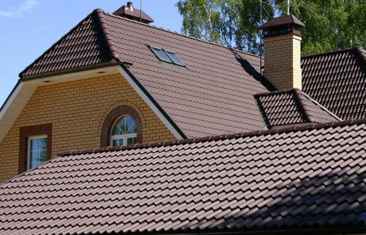 Крыша из металлочерепицы
